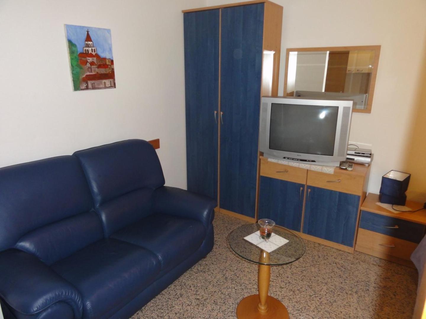 Cozy Apartments And Rooms Pavicini Segotici Exterior photo